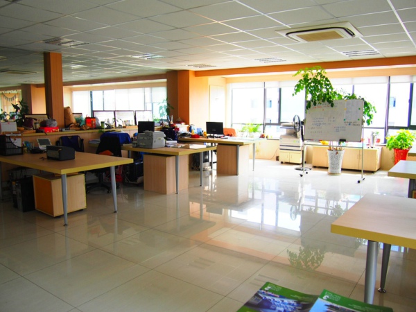 办公室3.jpg